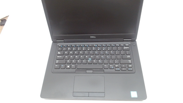 Dell Latitude 5490, 8GB DDR4 RAM
8th Gen i5 @ 1.7Ghz
Intel UHD Graphics 620
256GB SSD