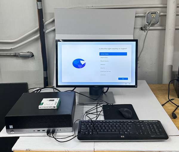 HP Elitedesk 800 G3 SFF Complete Setup - 256GB SSD, 16GB RAM, i5-7500 CPU @ 3.40GH, 24 Inch Dell Monitor, Keyboard and mouse, Ugreen USB Wifi Adaptor