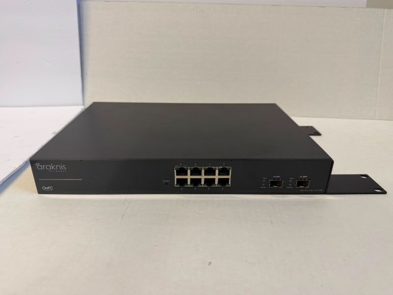 Dell D6000 USB-C Docking Station Triple Display w/ Power Adapter