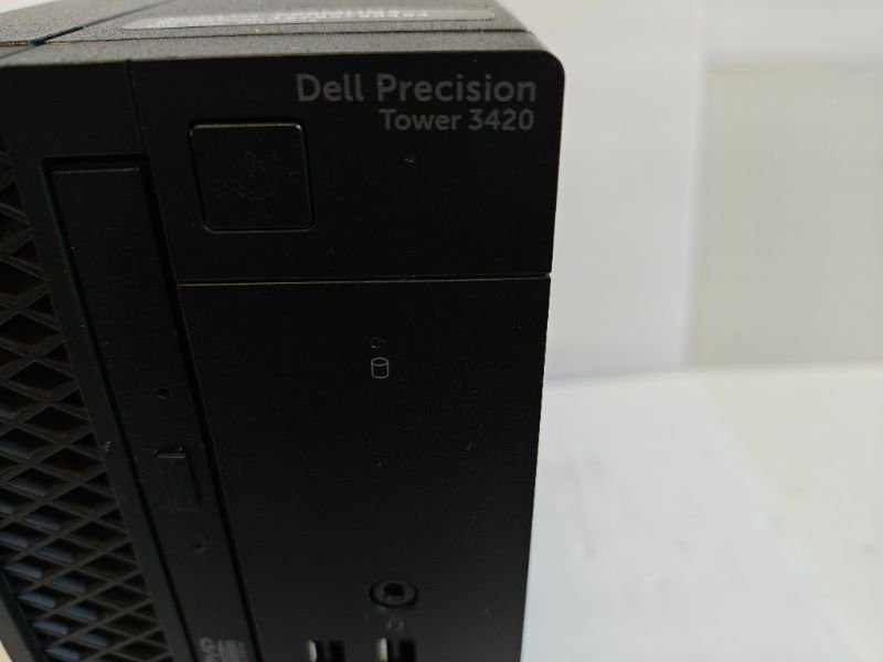 Dell D6000 USB-C Docking Station Triple Display w/ Power Adapter