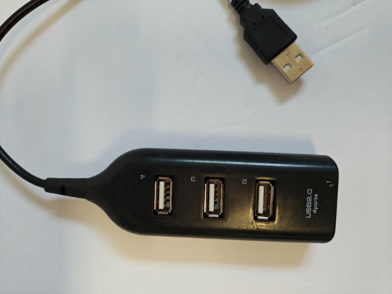Dell D6000 USB-C Docking Station Triple Display w/ Power Adapter