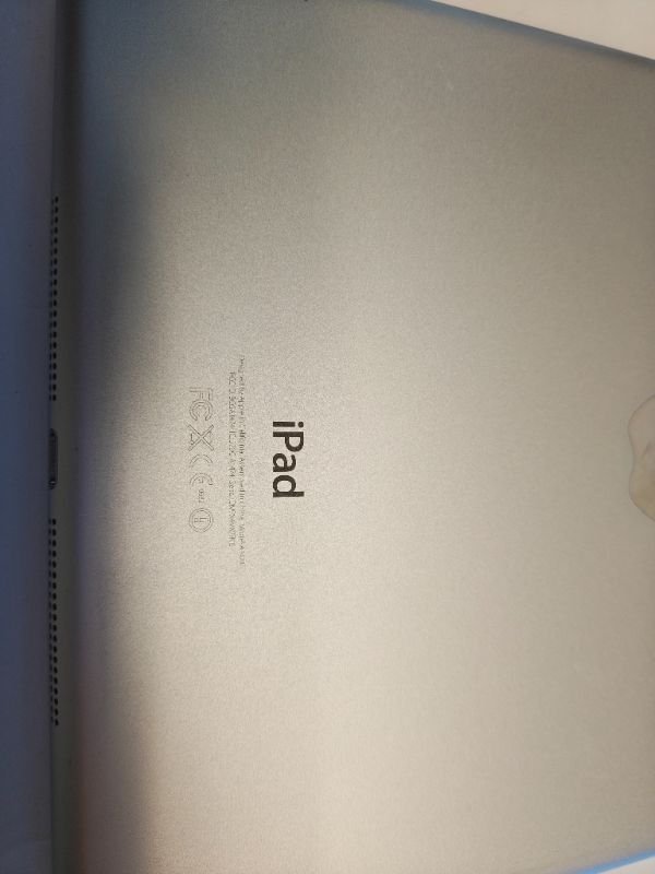Dell D6000 USB-C Docking Station Triple Display w/ Power Adapter