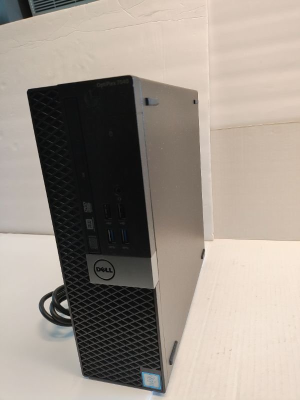 Dell D6000 USB-C Docking Station Triple Display w/ Power Adapter