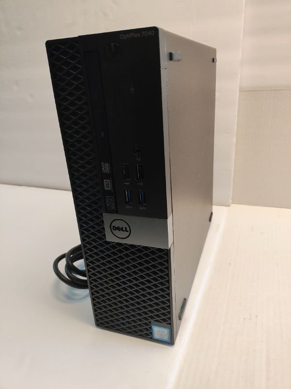 Dell D6000 USB-C Docking Station Triple Display w/ Power Adapter