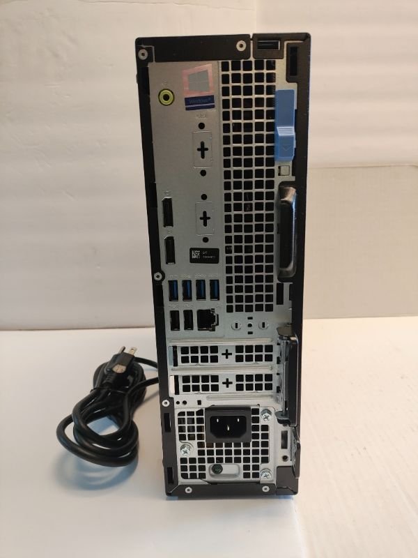 Dell D6000 USB-C Docking Station Triple Display w/ Power Adapter
