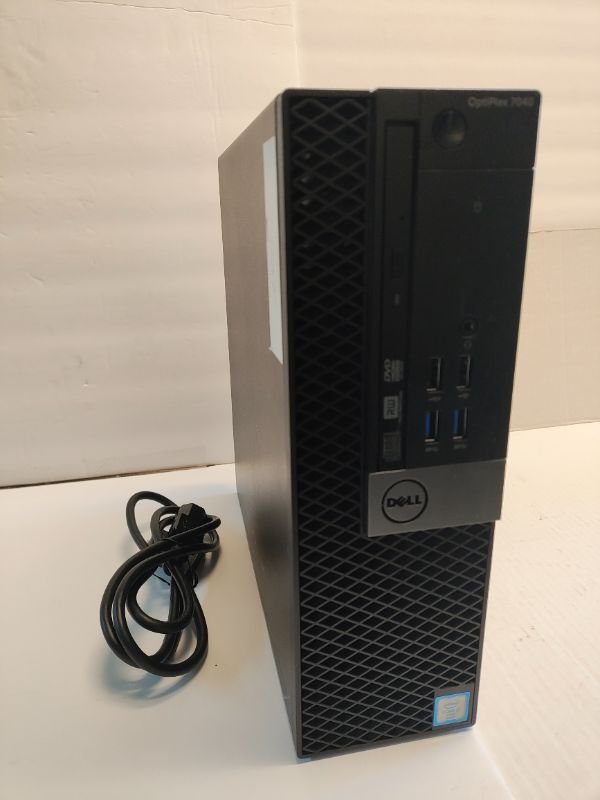 Dell D6000 USB-C Docking Station Triple Display w/ Power Adapter
