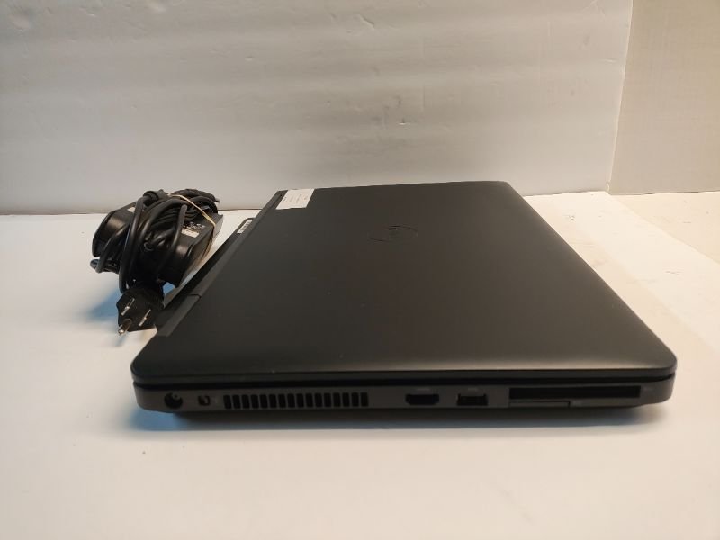 Dell D6000 USB-C Docking Station Triple Display w/ Power Adapter