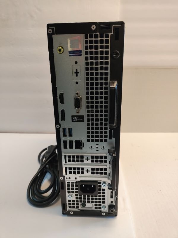 Dell D6000 USB-C Docking Station Triple Display w/ Power Adapter