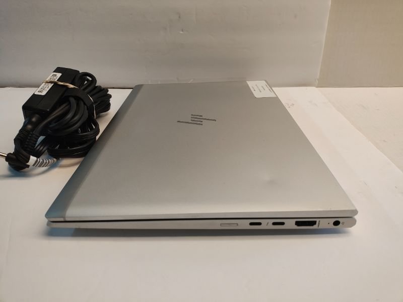 Dell D6000 USB-C Docking Station Triple Display w/ Power Adapter