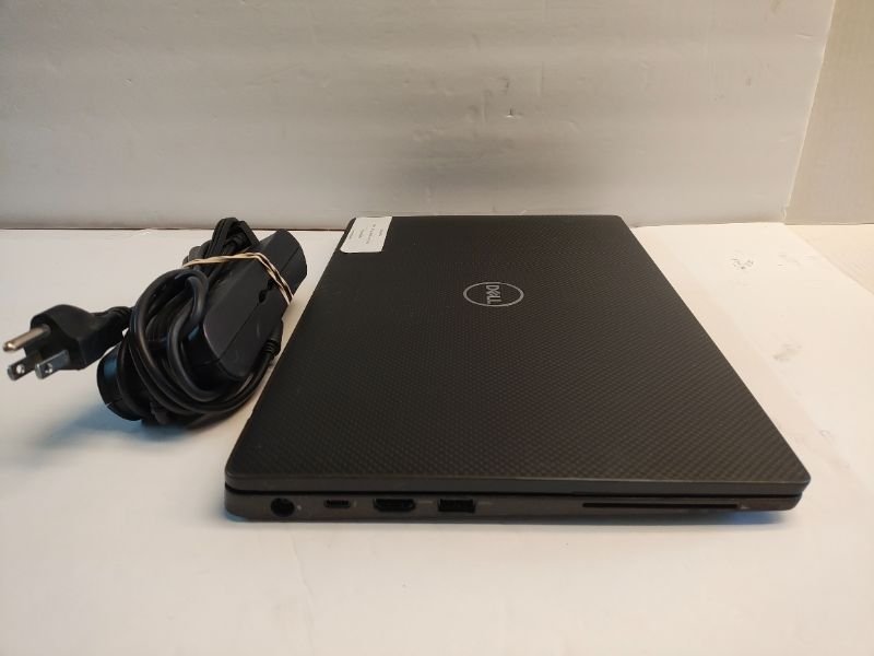 Dell D6000 USB-C Docking Station Triple Display w/ Power Adapter