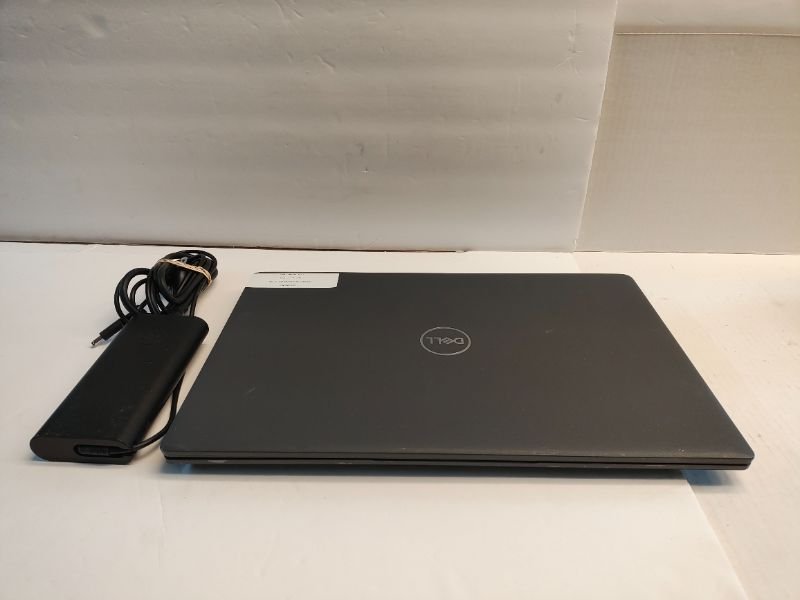 Dell D6000 USB-C Docking Station Triple Display w/ Power Adapter